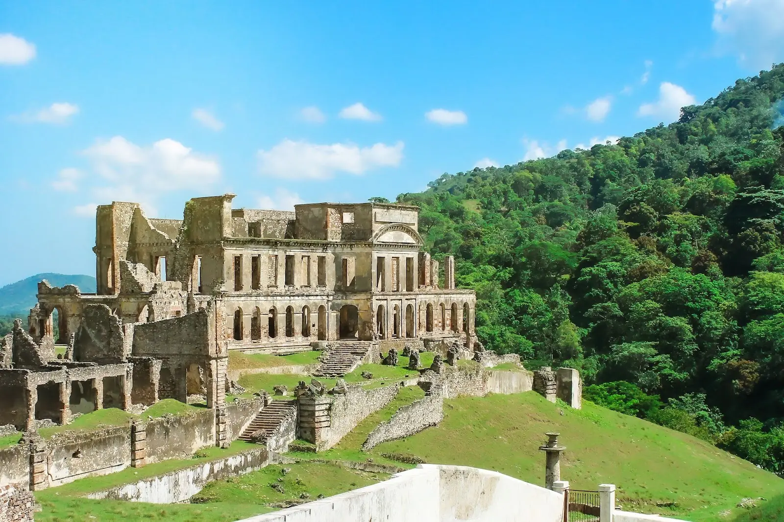 Palace ruins in the green mountains. Cap Haitian, Haiti