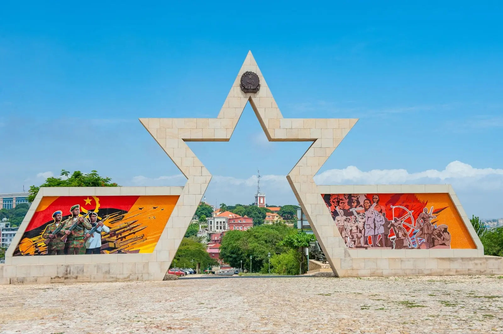 Civil war memorial depicting Angolan flag and soldiers at Fortaleza de Sao Miguel. Angola